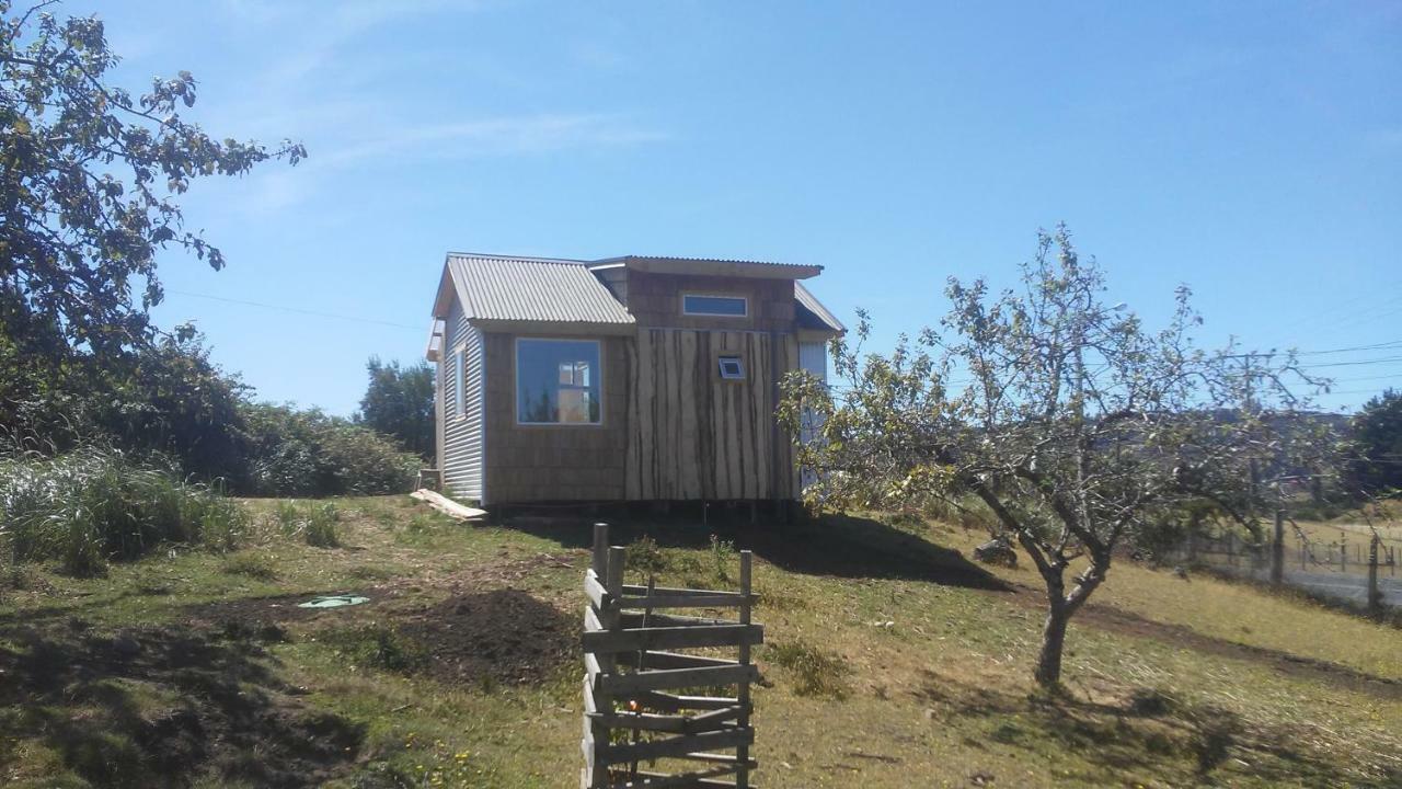 فيلا كاستروفي La Petite Cabane De Putemun المظهر الخارجي الصورة