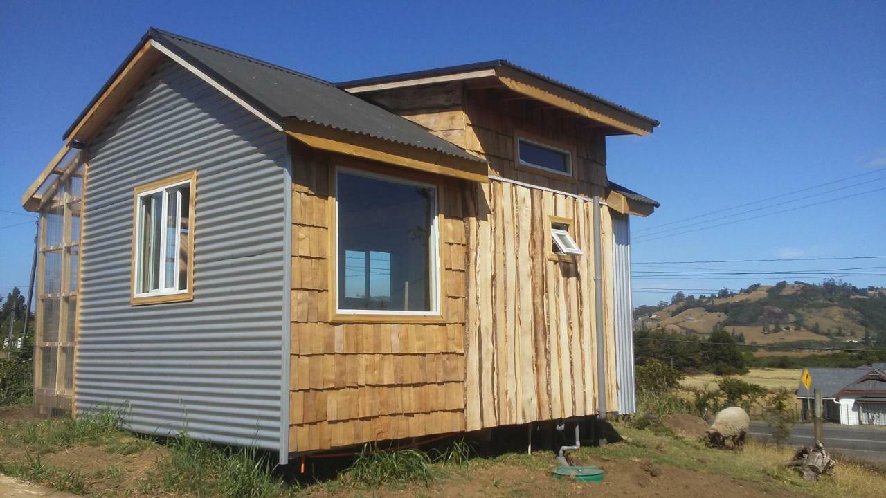 فيلا كاستروفي La Petite Cabane De Putemun المظهر الخارجي الصورة