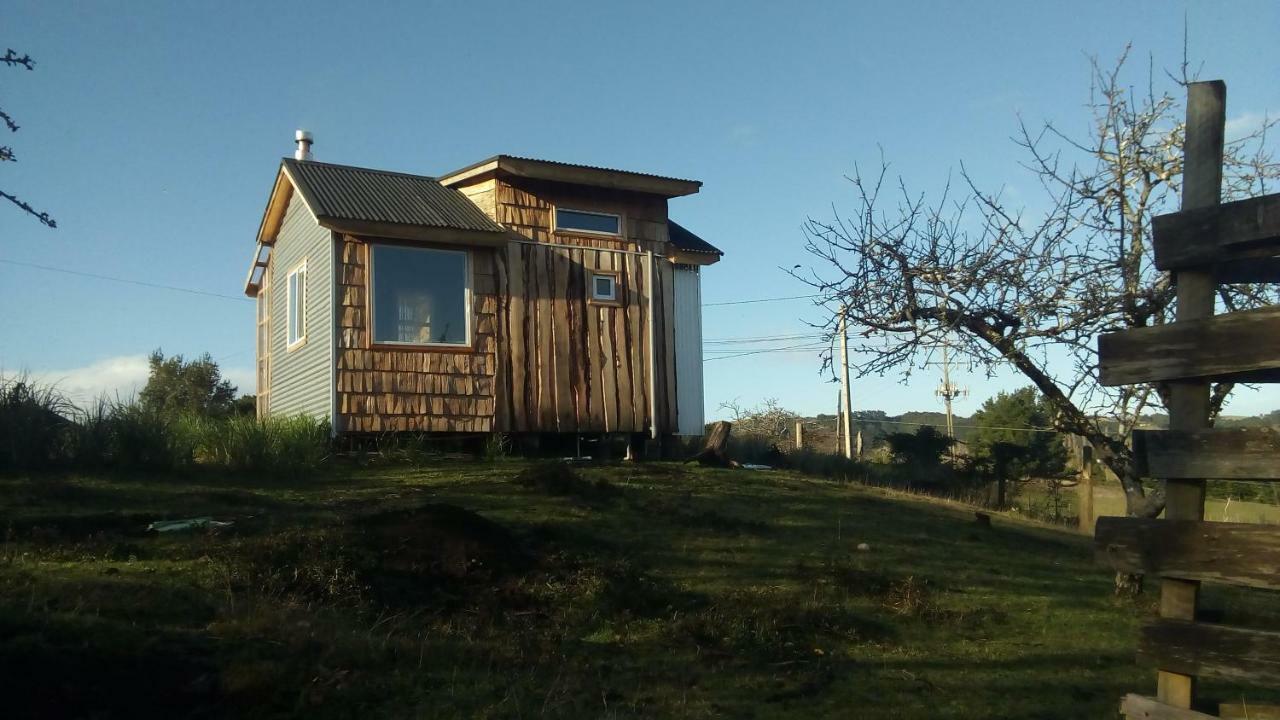 فيلا كاستروفي La Petite Cabane De Putemun المظهر الخارجي الصورة